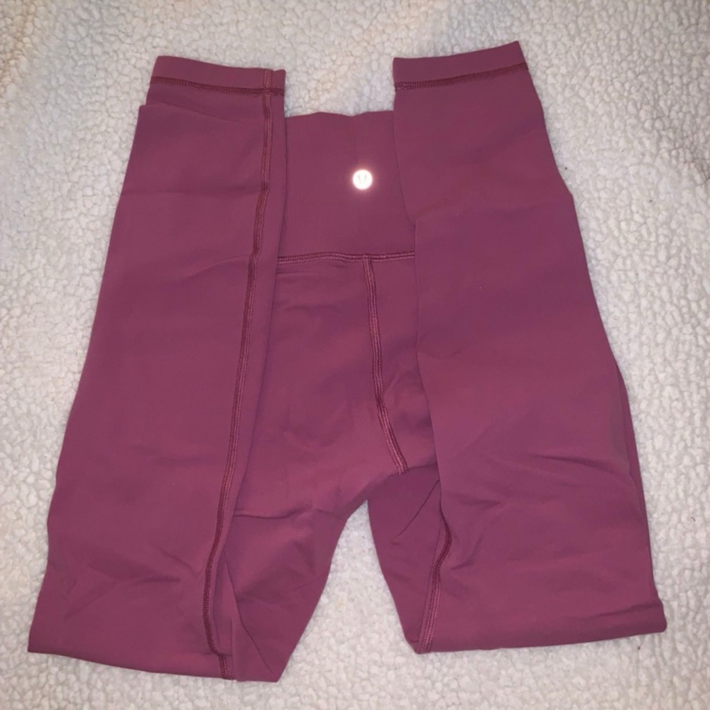 Pink wunder under lululemon leggings